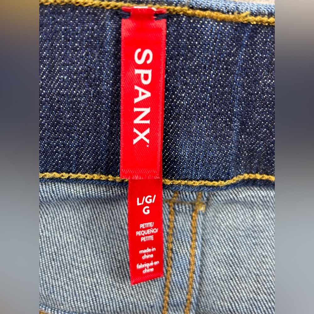 Spanx | Flare Midnight Shade Pull-on Stretch Jeans | 20327Q | Women’s Large - Picture 6 of 11